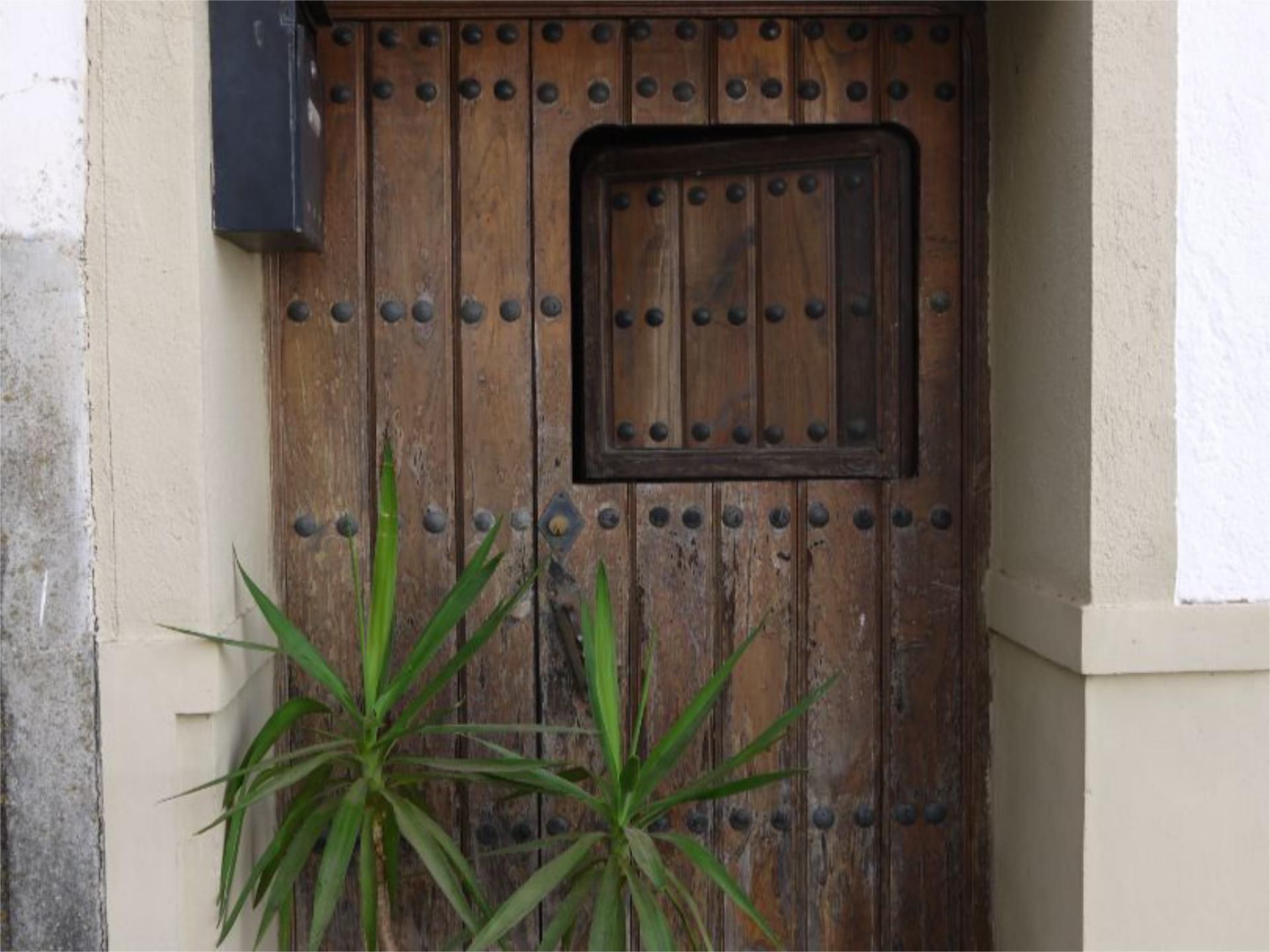 Exterior view of Single-family semi-detached for sale in Alburquerque  with Heating, Private garden and Furnished