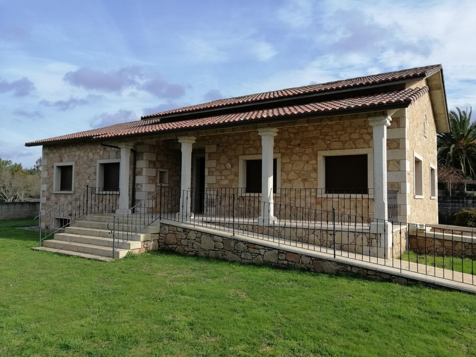 Casa o chalet en venta en Cambre , A Coruña | fotocasa