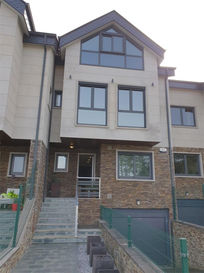 Exterior view of Flat for sale in San Cibrao das Viñas  with Air Conditioner, Heating and Private garden