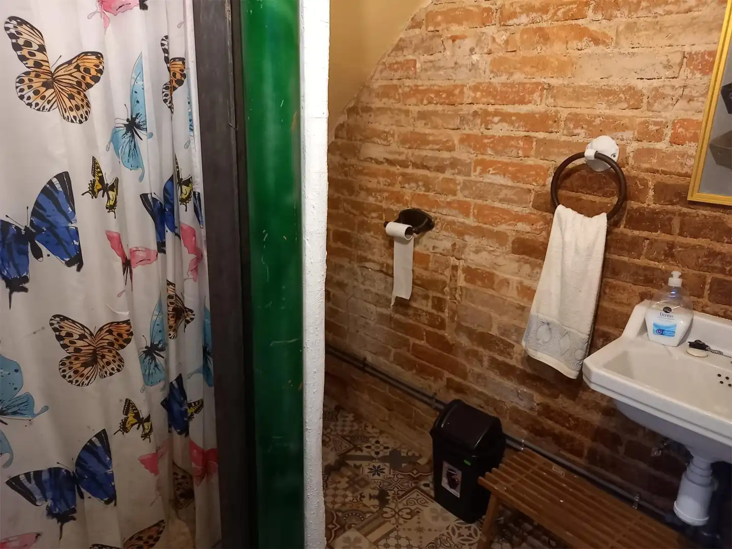 Zimmer in Carretera Banys, 6, Santa Coloma de Farners Badezimmer von Einfamilien-Reihenhaus zur untervermieten in Santa Coloma de Farners mit Heizung, Parkett und Möbliert