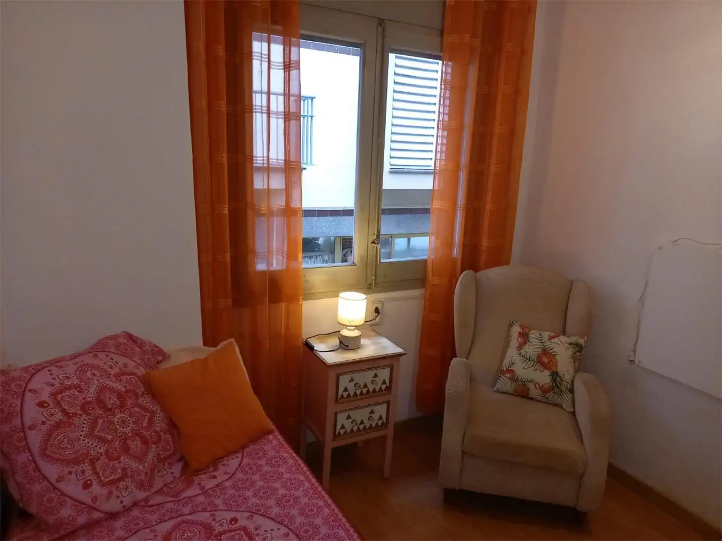 Zimmer in Carretera Banys, 6, Santa Coloma de Farners Schlafzimmer von Einfamilien-Reihenhaus zur untervermieten in Santa Coloma de Farners mit Heizung, Parkett und Möbliert