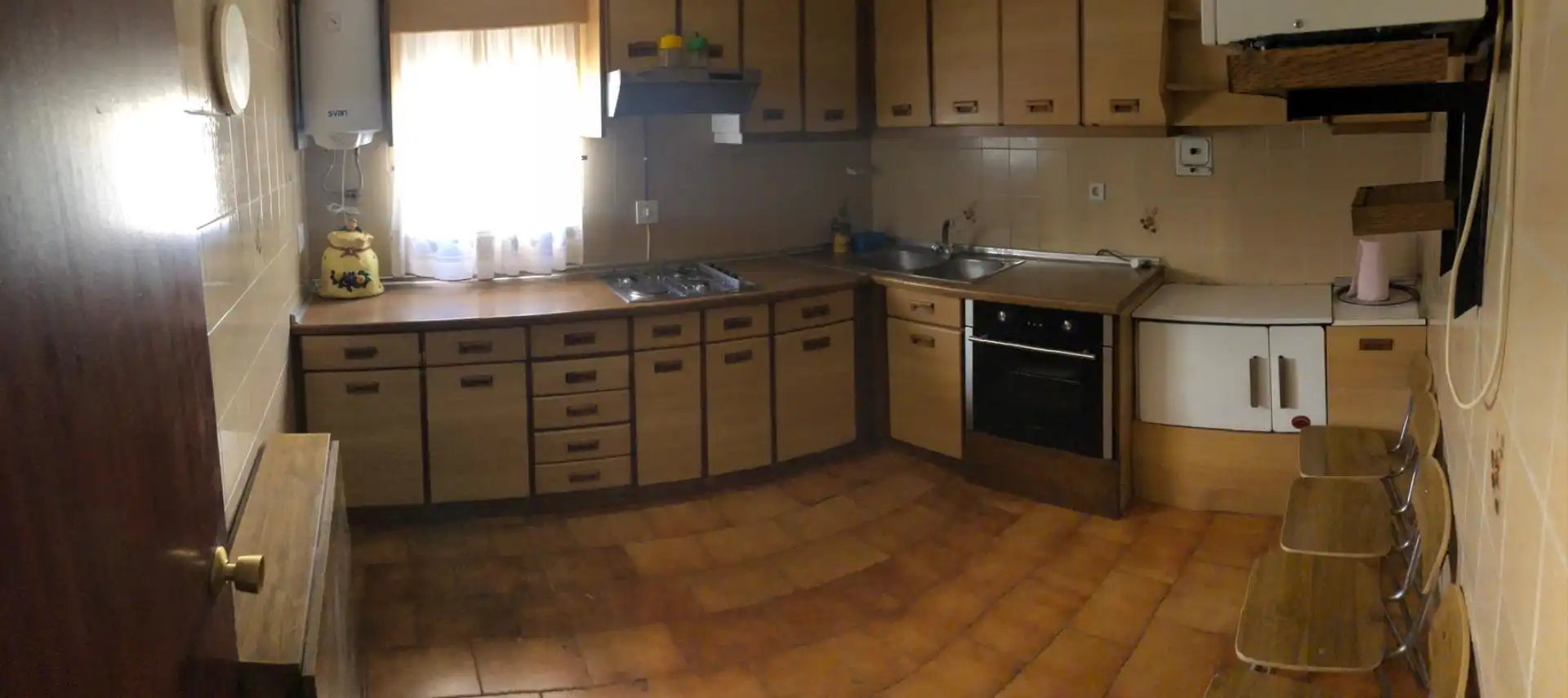 Cuina de Casa adosada en venda en Arcos de Jalón amb Traster, Moblat i Forn