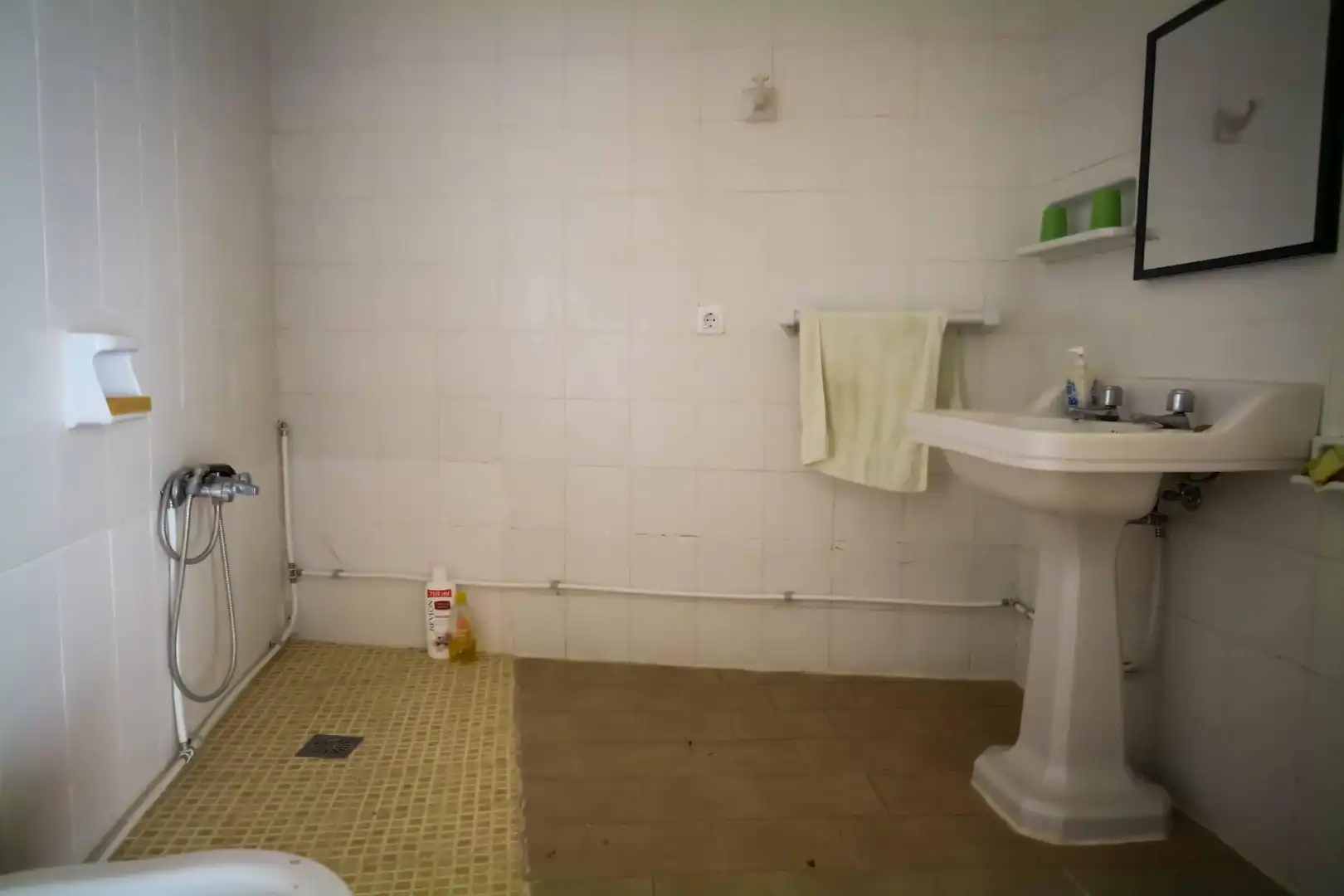 Baño de Finca rústica en venta en Granja de Torrehermosa