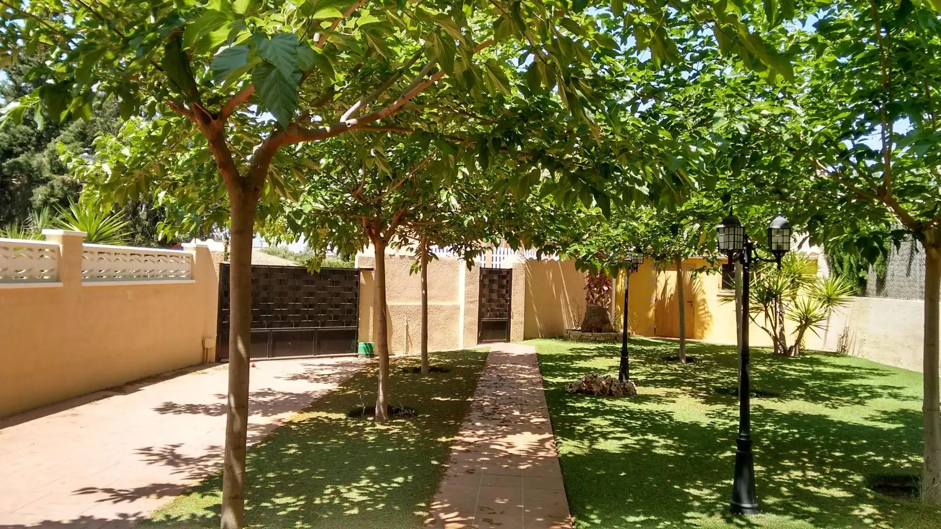 Casa o xalet en venda a Calle Montañar, La Loma - Las Lomas Jardí de Casa o xalet en venda en Náquera amb Terrassa, Piscina i Balcó