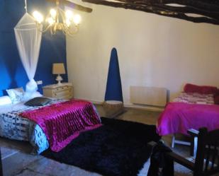 Bedroom of Single-family semi-detached for sale in Chulilla  with Heating, Terrace and Furnished