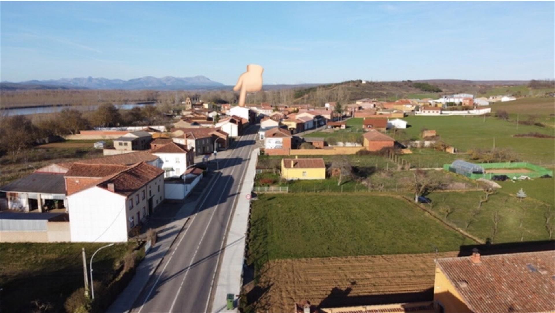 Exterior view of Flat for sale in Cubillas de Rueda  with Parquet flooring, Terrace and Storage room
