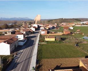 Exterior view of Flat for sale in Cubillas de Rueda  with Parquet flooring, Terrace and Storage room