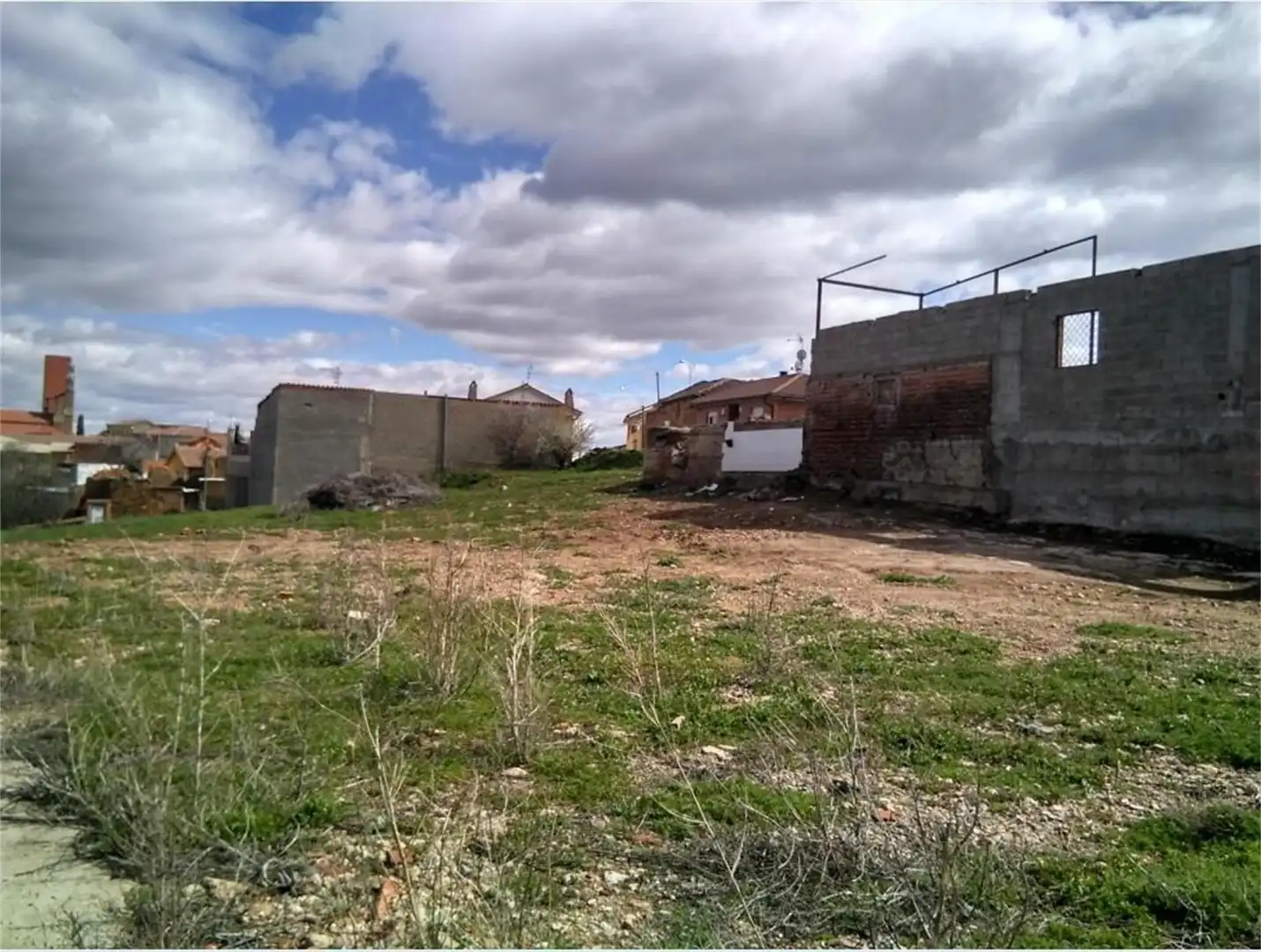 Land for sale in Cebrones del Río