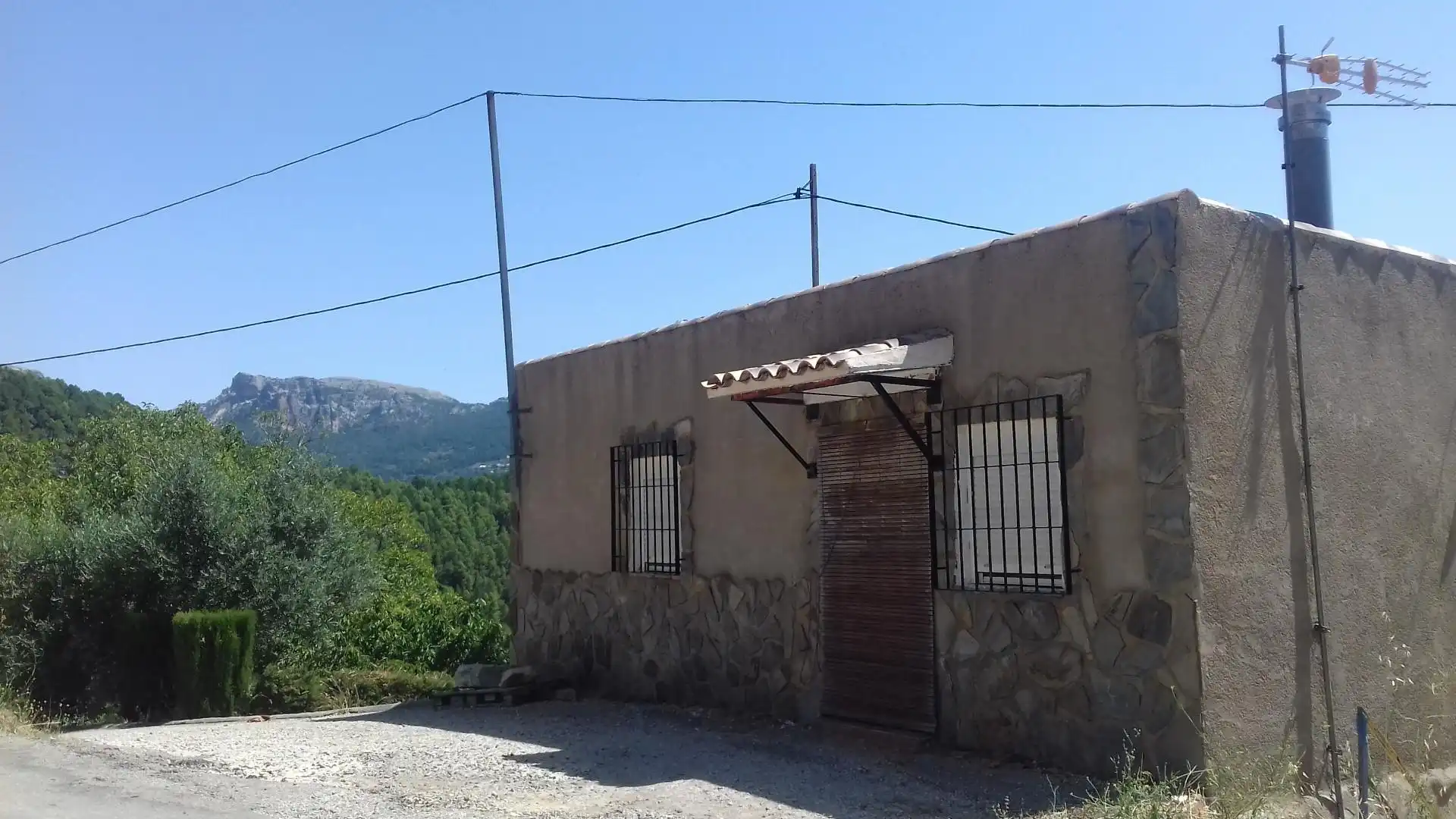Finca rústica en venta en Yeste Vista exterior de Finca rústica en venta en Yeste con Terraza