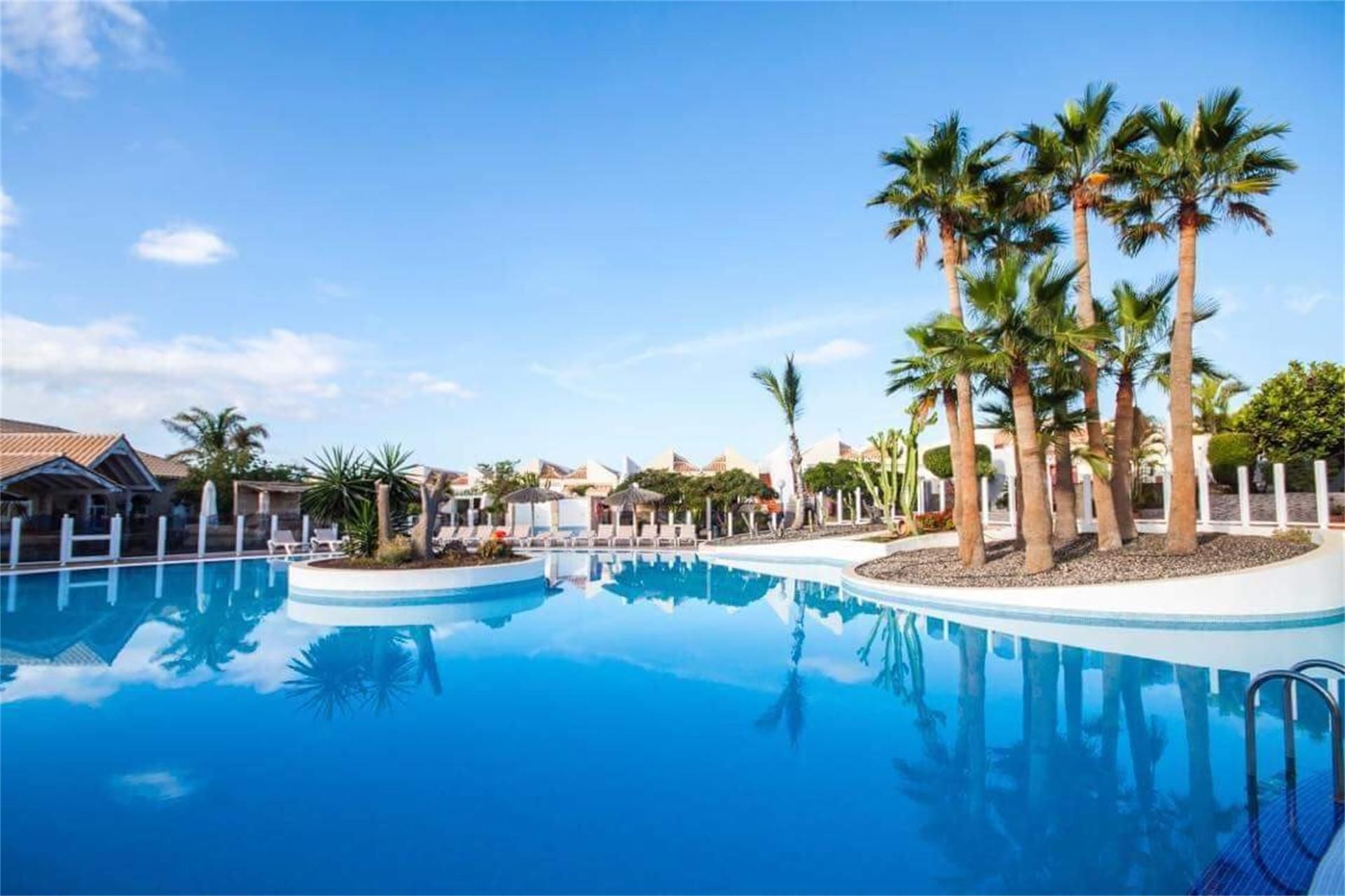 Piscina de Dúplex en venda en San Miguel de Abona amb Terrassa i Balcó