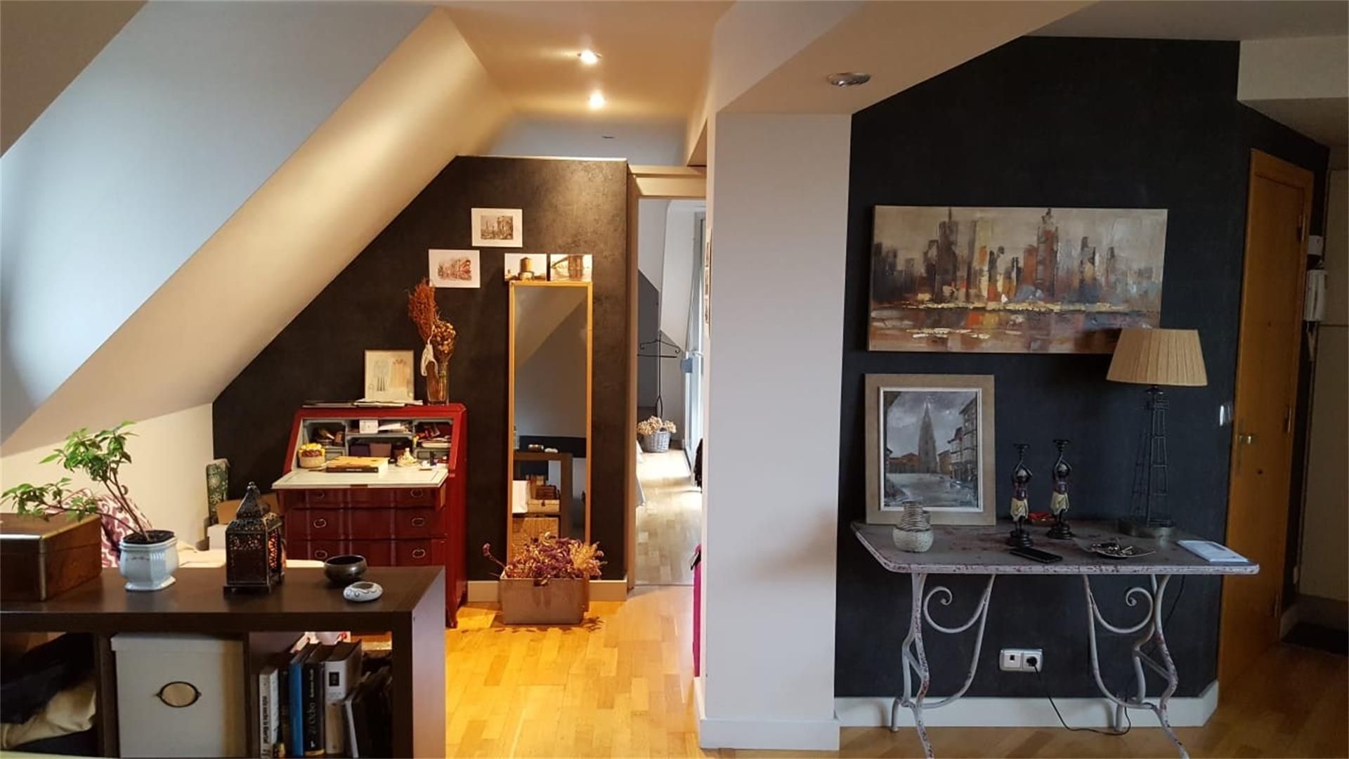 Bedroom of Attic for sale in Oviedo   with Terrace