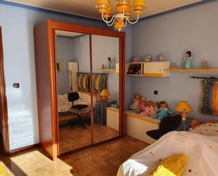 Dormitori de Pis en venda en La Pola de Gordón  amb Terrassa