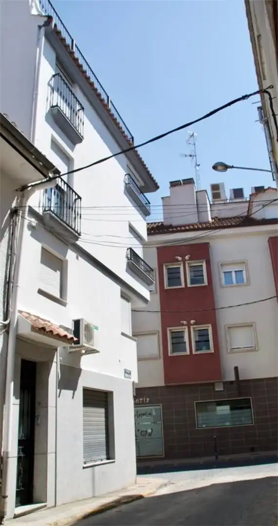 Duplexes for sale in Calle General Prim, 6, Navalmoral de la Mata Exterior view of Duplexes for sale in Navalmoral de la Mata