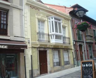 Vista exterior de Casa adosada en venda en Gozón amb Balcó