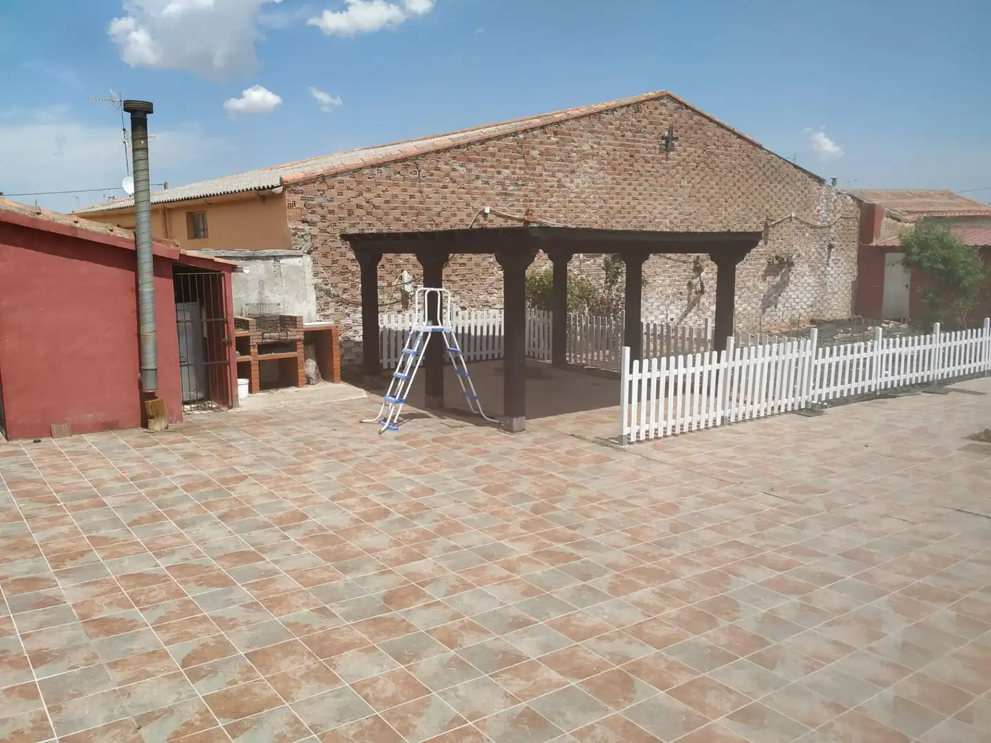 Ground floor for sale in Villar de Gallimazo Terrace of Ground floor for sale in Villar de Gallimazo with Heating, Private garden and Storage room