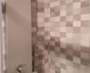 Bathroom of Flat for sale in  Jaén Capital  with Air Conditioner, Terrace and Furnished