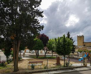 Exterior view of Single-family semi-detached for sale in Torrelobatón  with Terrace