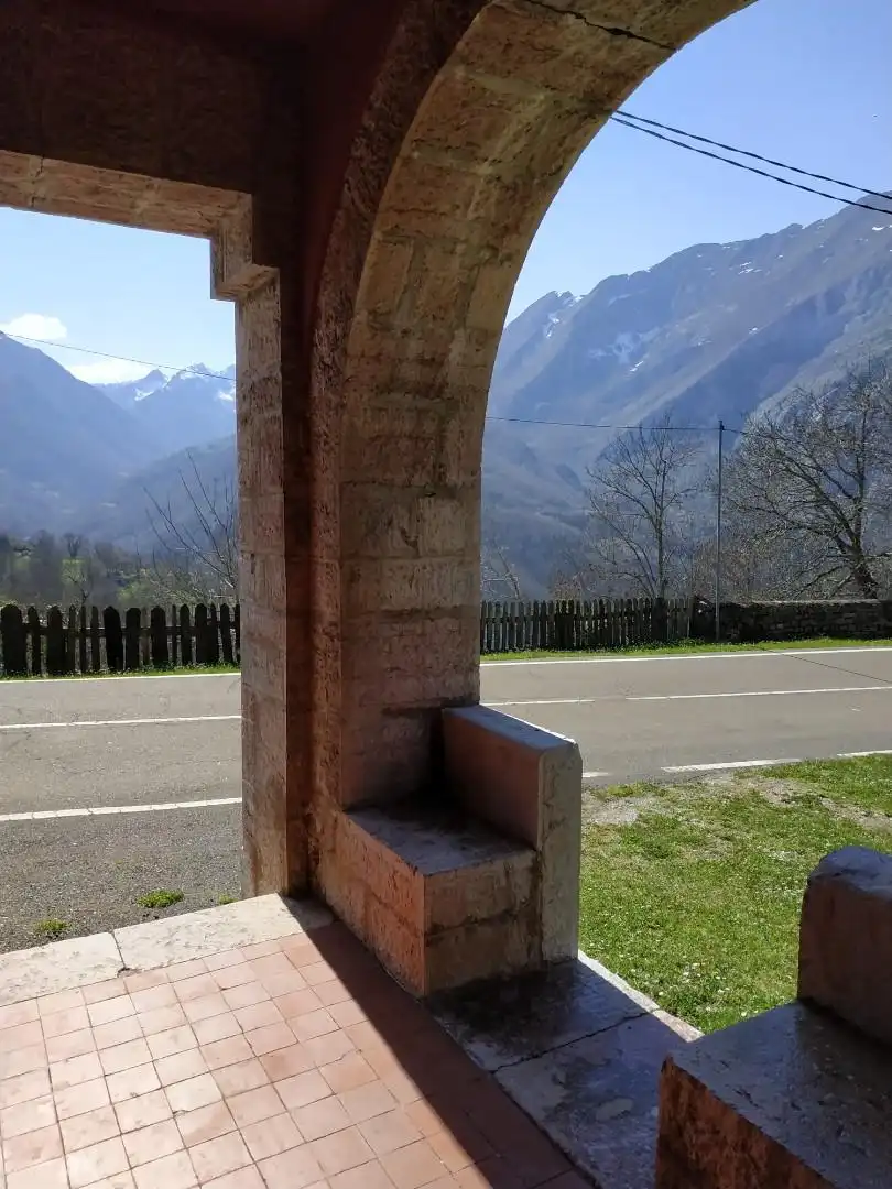 Exterior view of Flat for sale in Oseja de Sajambre  with Terrace, Community parking and Balcony