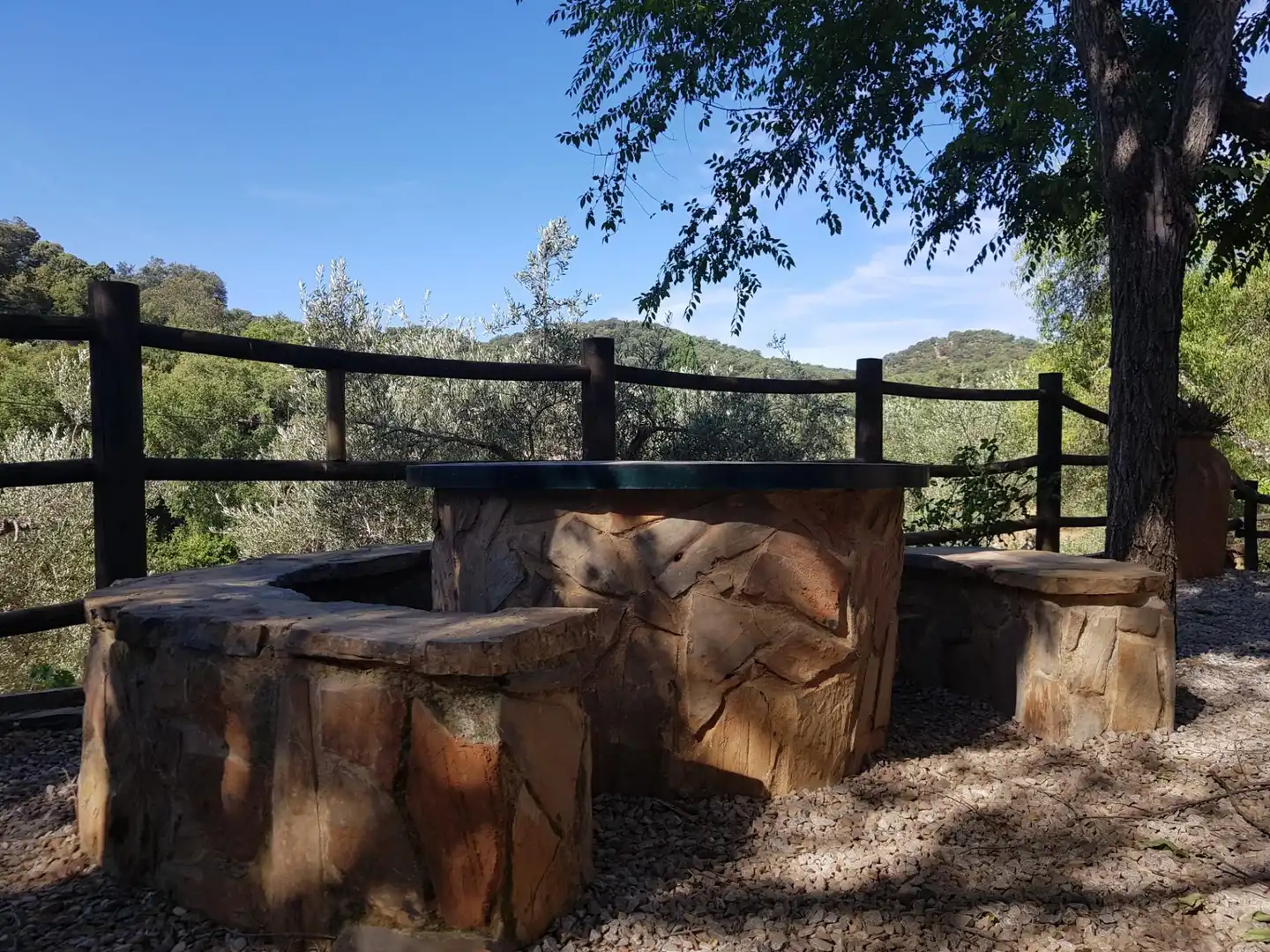 Finca rústica en venta en Constantina Terraza de Finca rústica en venta en Constantina con Jardín privado, Terraza y Piscina