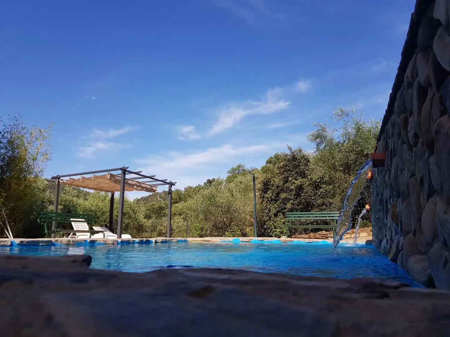 Finca rústica en venta en Constantina Piscina de Finca rústica en venta en Constantina con Jardín privado, Terraza y Piscina