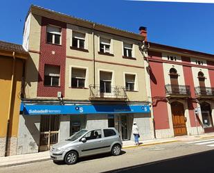 Exterior view of Flat for sale in Cistierna  with Balcony