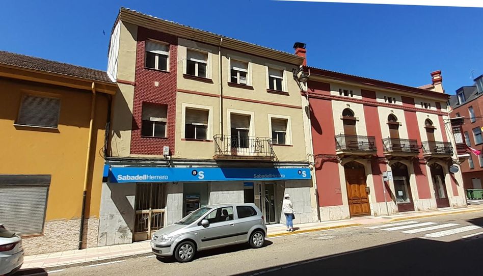 Piso en venta en Avenida Constitución, 127, Cistierna, León - imagen 1 Foto 1 de Piso en venta en Avenida Constitución, 127, Cistierna, León