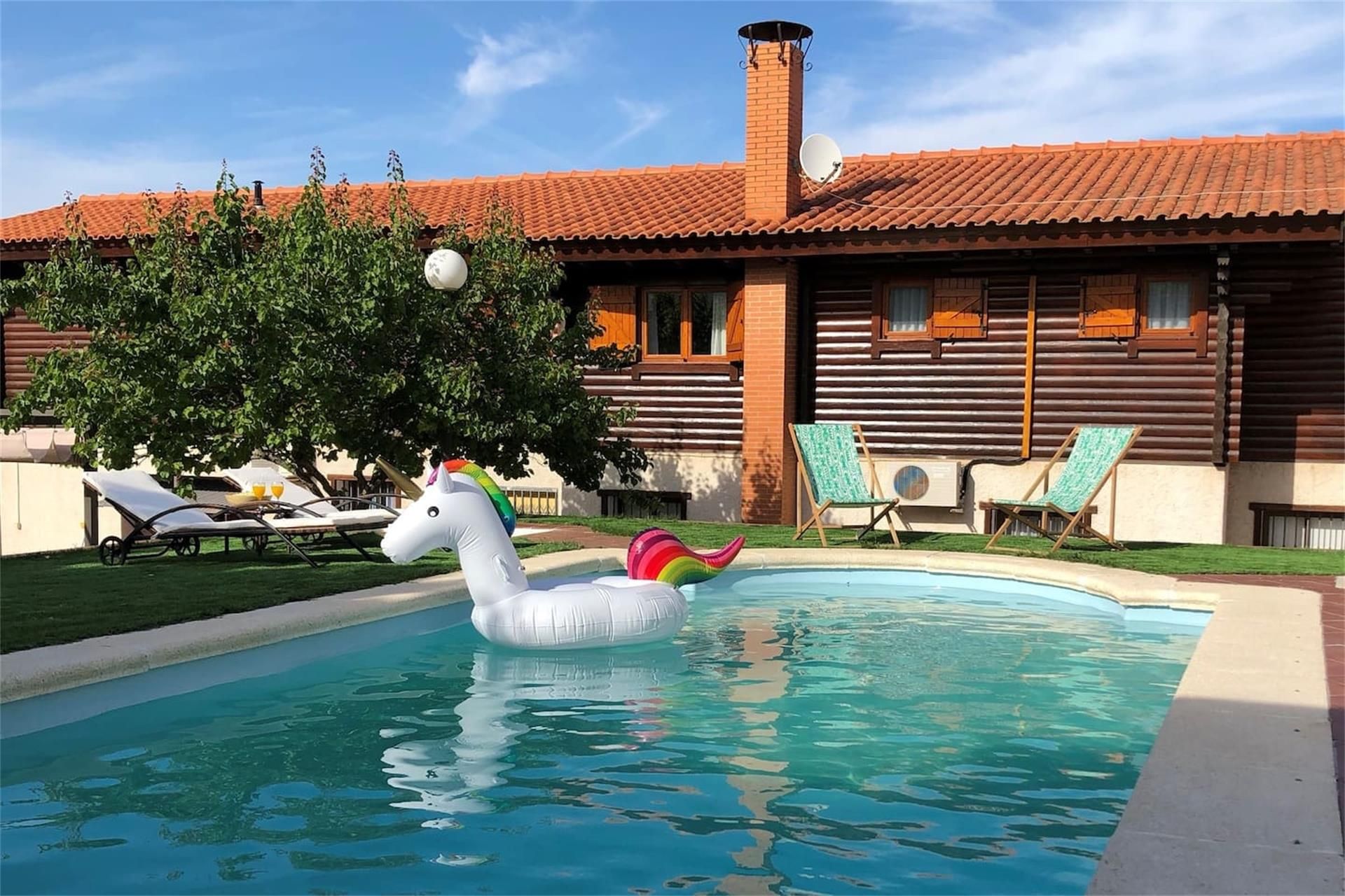 Piscina de Casa o xalet en venda en Monesterio amb Aire condicionat, Calefacció i Jardí privat