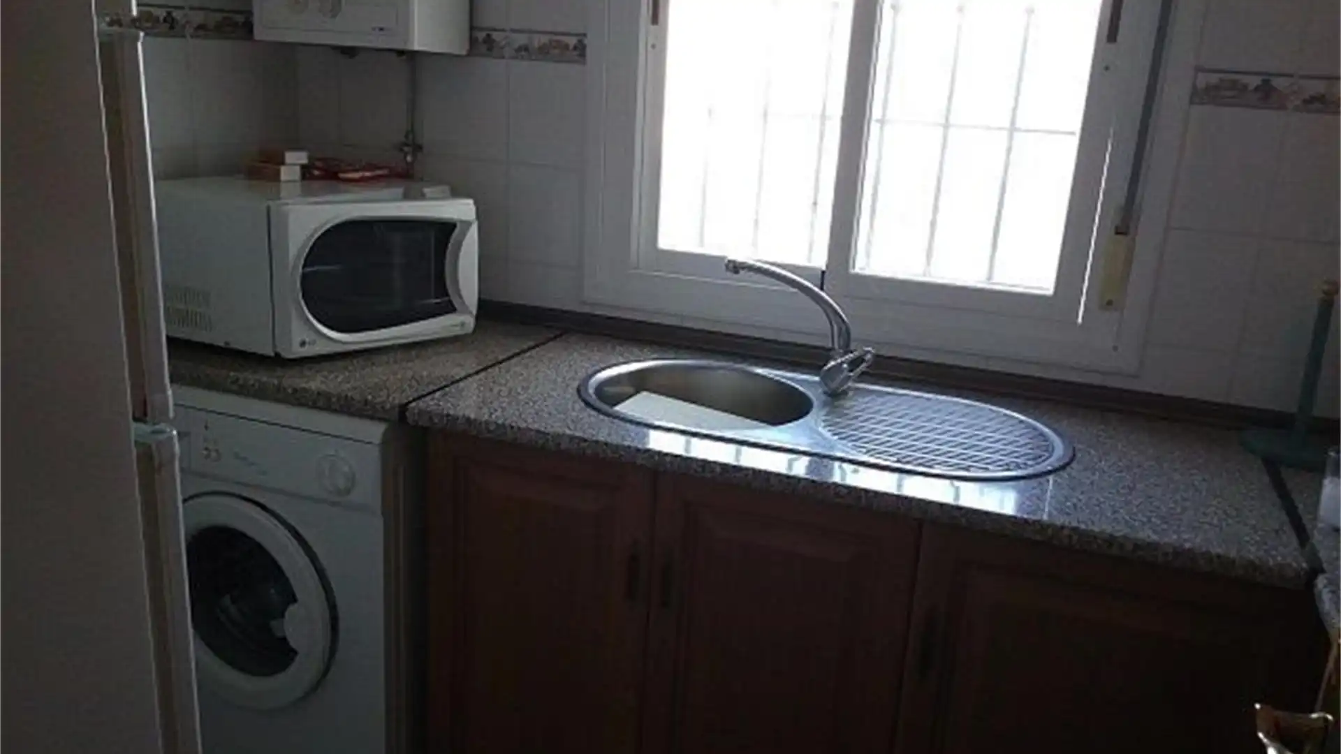 Cocina de Piso de alquiler en Chipiona con Aire acondicionado, Terraza y Amueblado