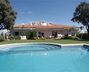 Jardí de Casa o xalet en venda en Ciudalcampo amb Terrassa i Piscina