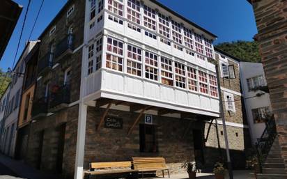 Casa adosada en alquiler en navia de suarna