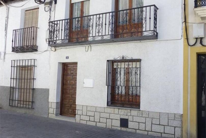 Casa adosada en venda a Calle Talavera, 1, Méntrida, Toledo - imatge 1 Foto 1 de Casa adosada en venda a Calle Talavera, 1, Méntrida, Toledo