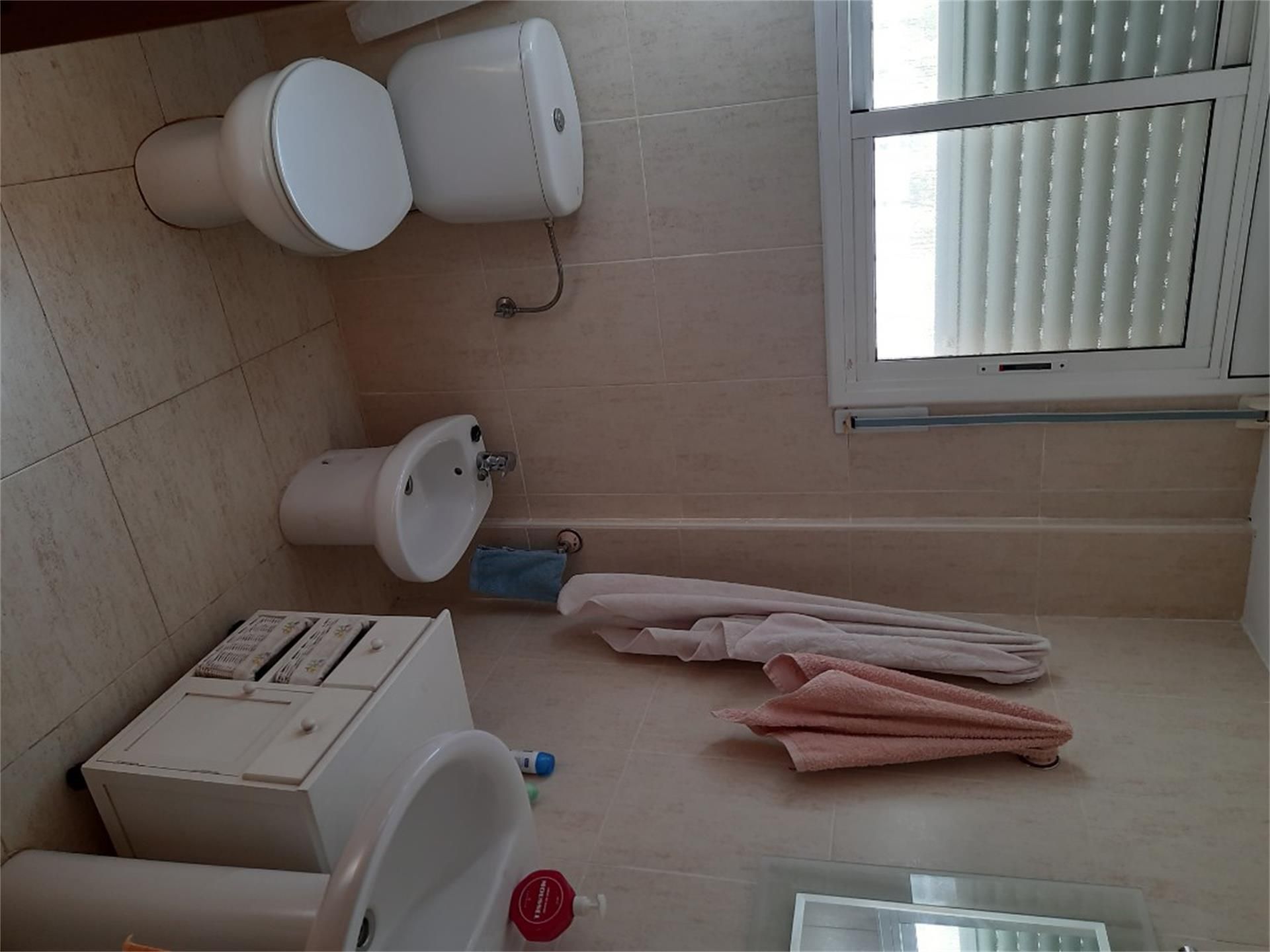 Bany de Casa adosada en venda en La Nou de Gaià amb Terrassa, Piscina i Balcó