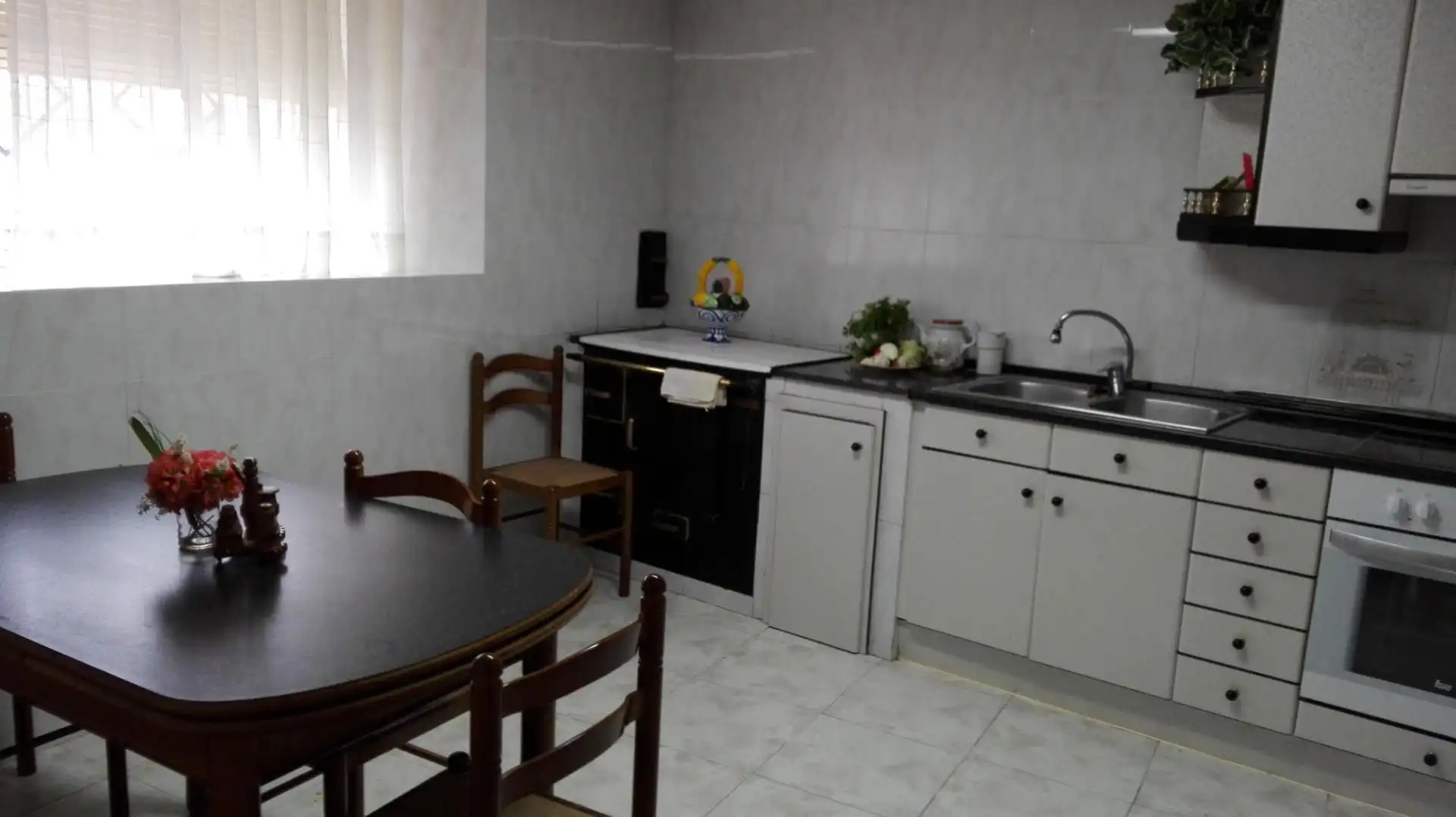 Casa o chalet en venta en Calle Isabel II, 17, Valle de Oca Cocina de Casa o chalet en venta en Valle de Oca con Jardín privado, Amueblado y Horno