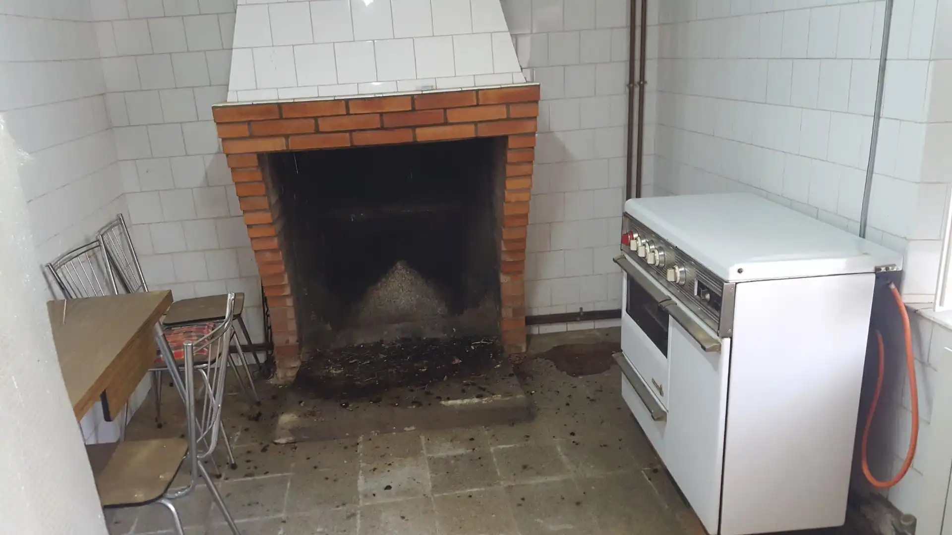 Kitchen of Detached homes for sale in Muelas del Pan  with Heating, Storage room and Furnished
