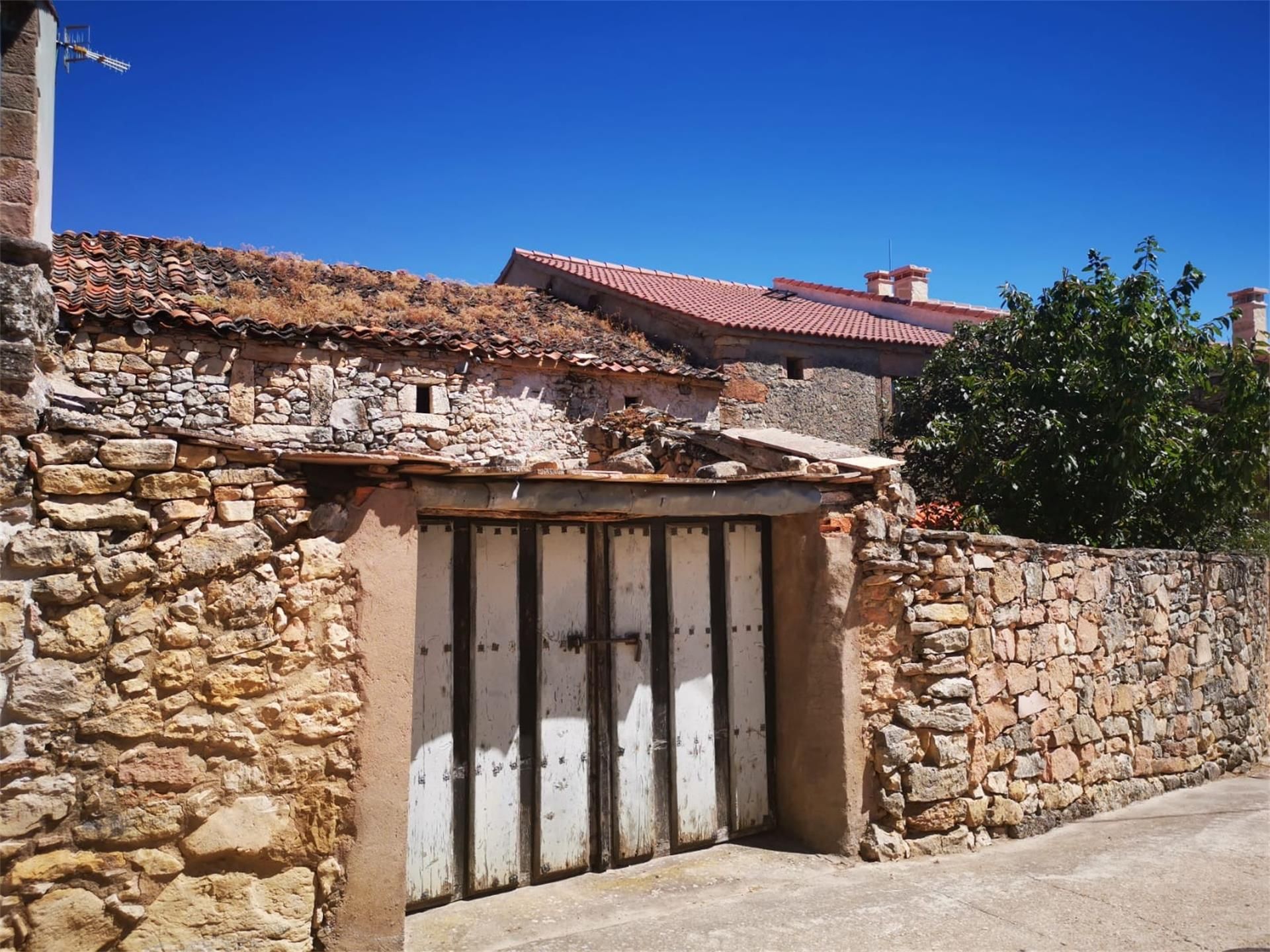 Vista exterior de Piso en venta en Sepúlveda