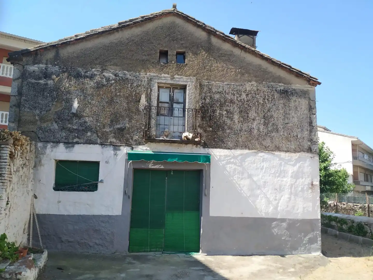 Vista exterior de Casa adosada en venta en Sotillo de la Adrada con Jardín privado, Terraza y Piscina