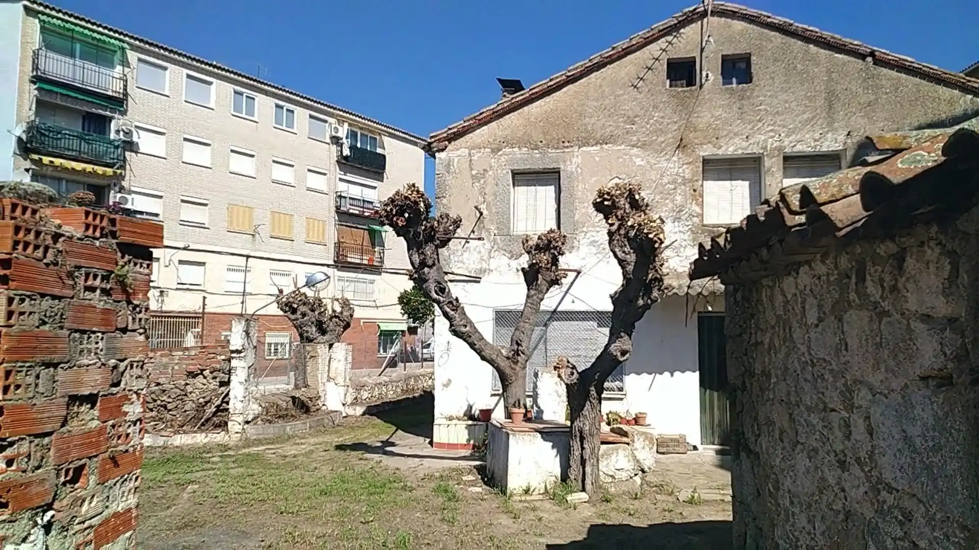 Vista exterior de Casa adosada en venta en Sotillo de la Adrada con Jardín privado, Terraza y Piscina