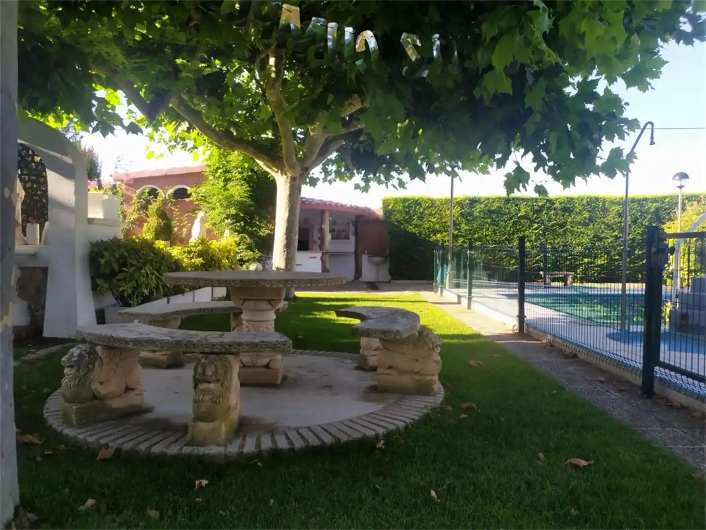 Casa o xalet en venda a N-111, Albelda de Iregua Jardí de Casa o xalet en venda en Albelda de Iregua amb Terrassa, Piscina i Balcó