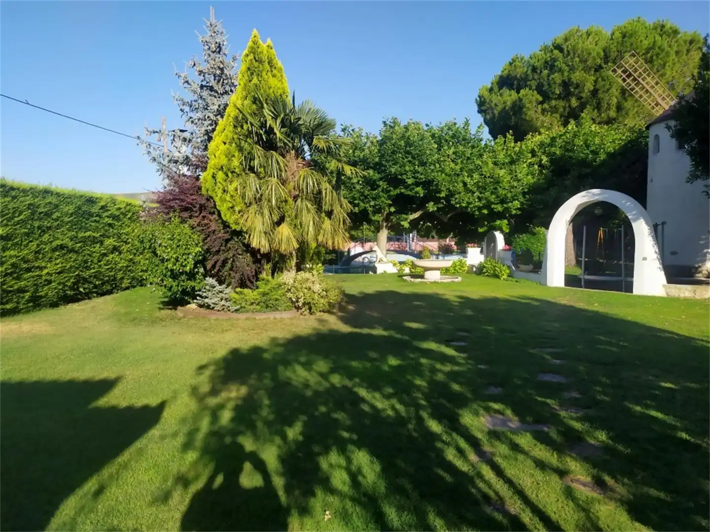 Casa o xalet en venda a N-111, Albelda de Iregua Jardí de Casa o xalet en venda en Albelda de Iregua amb Terrassa, Piscina i Balcó