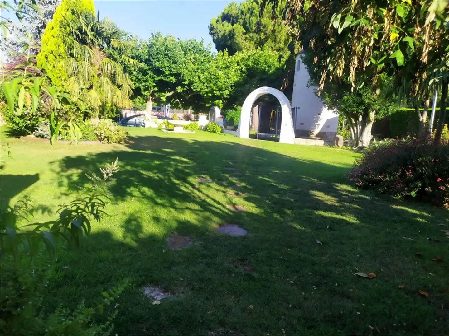 Casa o xalet en venda a N-111, Albelda de Iregua Jardí de Casa o xalet en venda en Albelda de Iregua amb Terrassa, Piscina i Balcó
