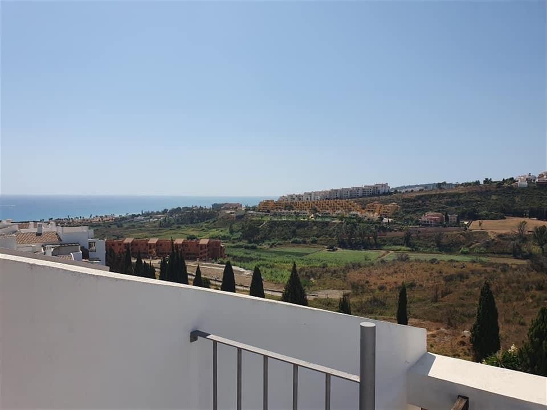 Garden of Garage for sale in Manilva
