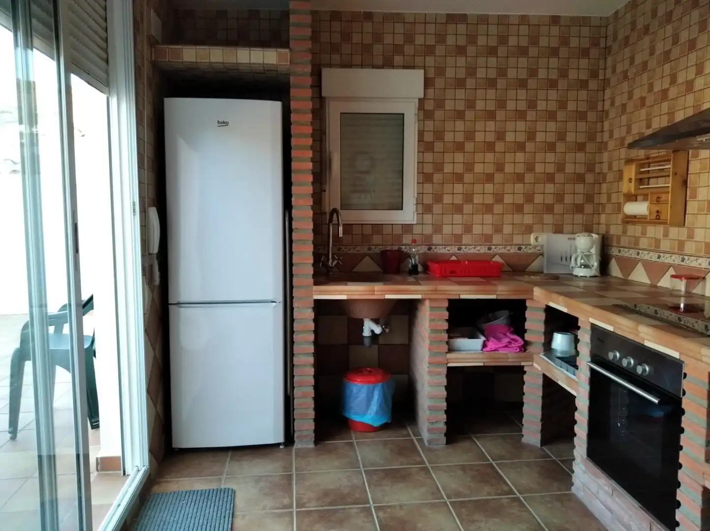 Cuina de Casa adosada en venda en Ítrabo amb Aire condicionat i Terrassa