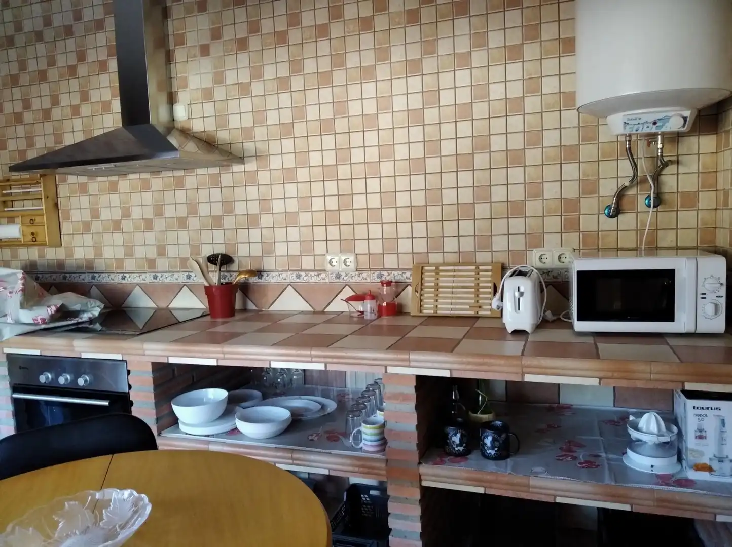 Cuina de Casa adosada en venda en Ítrabo amb Aire condicionat i Terrassa