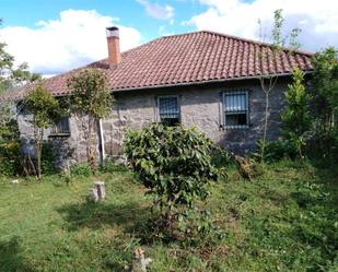 Vista exterior de Casa o xalet en venda en Pantón amb Jardí privat i Traster