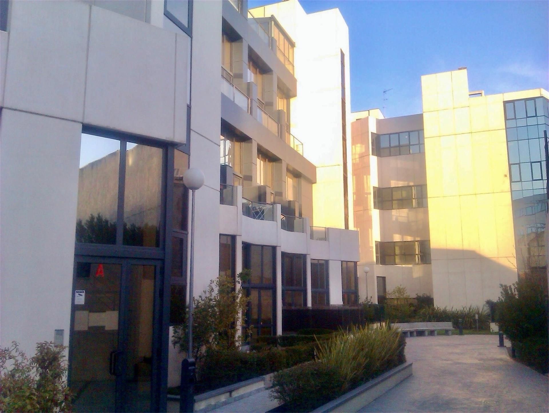 Exterior view of Office for sale in  Madrid Capital