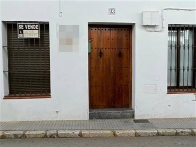 Local comercial en Venta en Calle de Santiago, 93 en Llerena