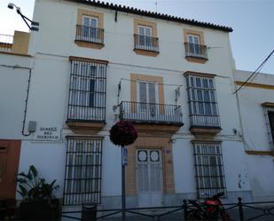 Vista exterior de Casa adosada en venda en El Puerto de Santa María amb Terrassa i Balcó