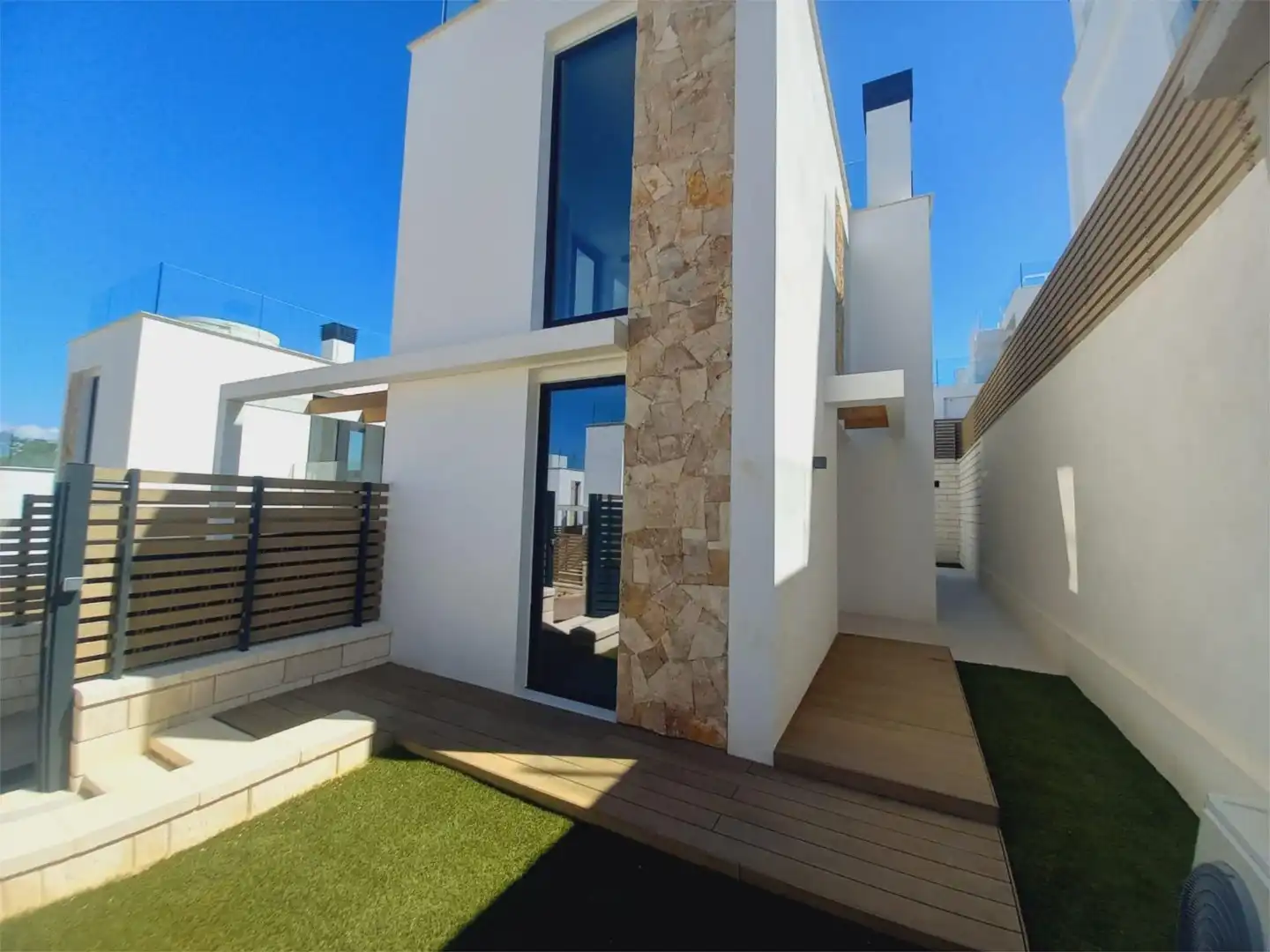 Wohnung zum Verkauf in Carrer Can Ferran, 42, Cala Vedella - Cala Tarida Außenansicht von Wohnung zum Verkauf in Sant Josep de sa Talaia mit Klimaanlage, Heizung und Privatgarten