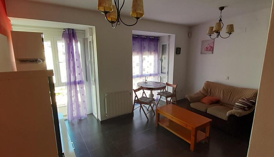 Foto 1 de Piso en venta en Avenida de la Constitución, Loeches, Madrid