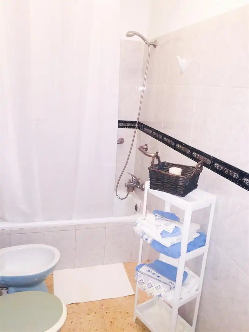 Piso en venta en Plaza San Isidro, Punta del Hidalgo Baño de Piso en venta en San Cristóbal de la Laguna con Jardín privado, Terraza y Trastero